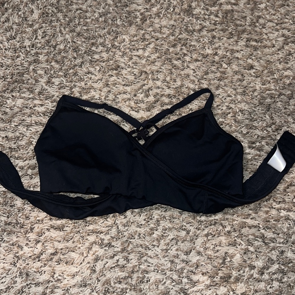 Alphalete wrap round sports bra